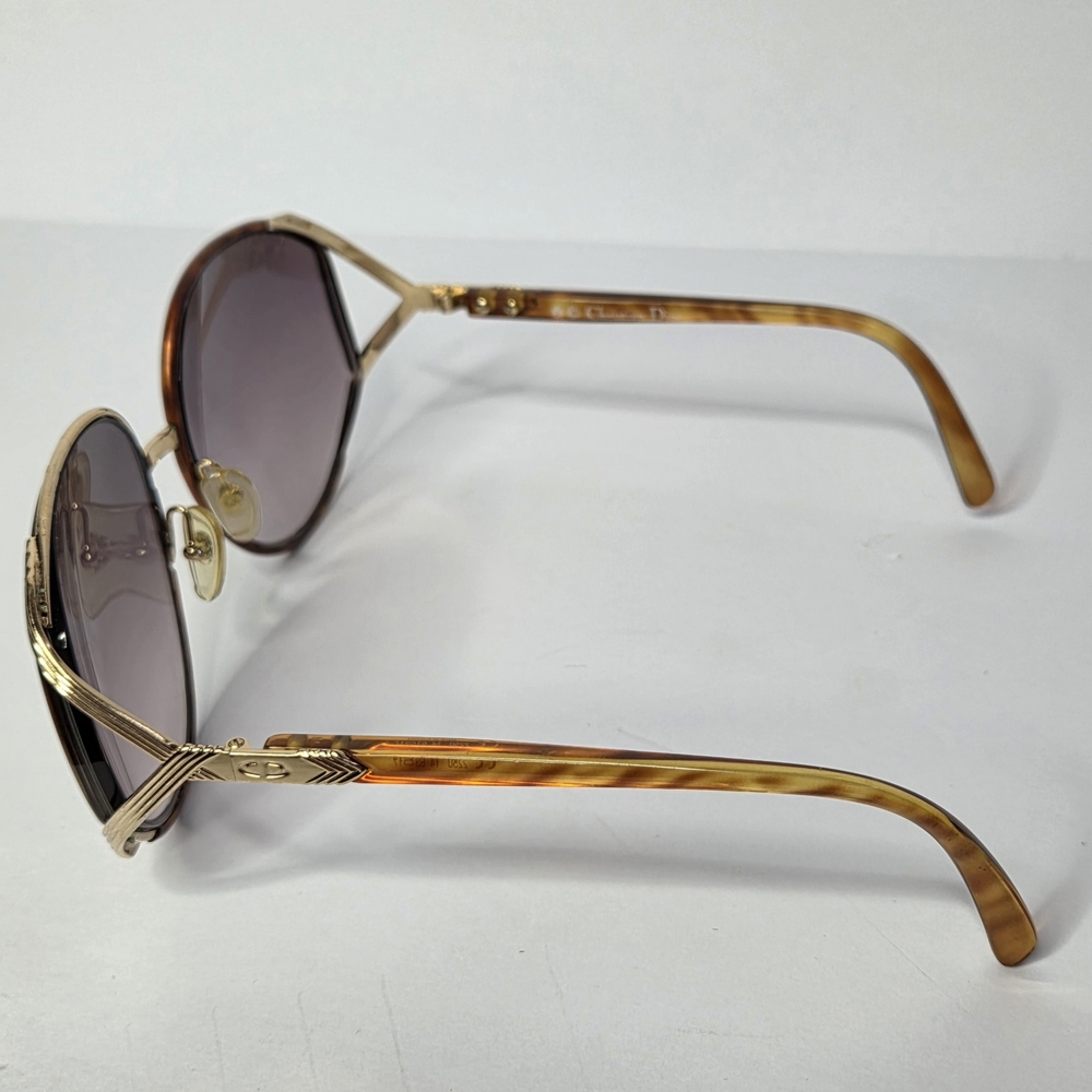 Dior Gradient Brown Shield Sunglasses with Gold Trim - Picture 8 of 15